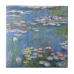 Claude Monet // Water Lilies Tegeltje<br><div class="desc">Water Lilies is een reeks van ongeveer 250 olieschilderijen van de Franse impressionist Claude Monet (1840-1926). De schilderijen schilderen Monet's bloemtuin in Giverny en waren de belangrijkste focus van Monet's artistieke productie gedurende de laatste dertig jaar van zijn leven.</div>