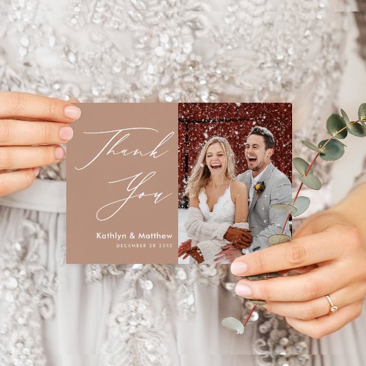 Clay Elegant Script Modern Photo Wedding Hartelijk Briefkaart