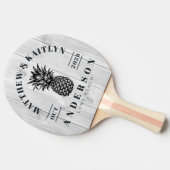Clean Light Gray Tropical Pineapple Wedding Crest Tafeltennisbatje (Zijkant)