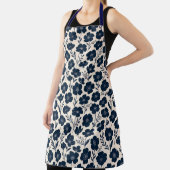 Clean monochrome wildflowers in navy on cream schort (Insitu)