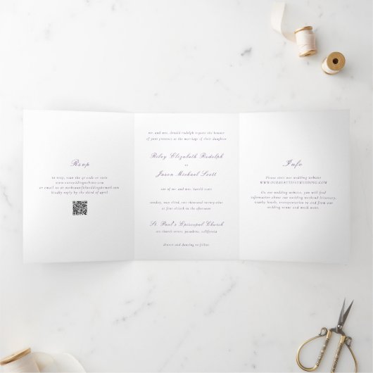 Clean Paarse QR Code Elegant Wedding Drieluik Uitnodiging (Binnen)