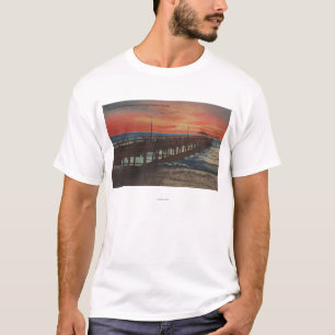 Clearwater, Florida - Sunset Uitzicht of Vissen Pi T-shirt