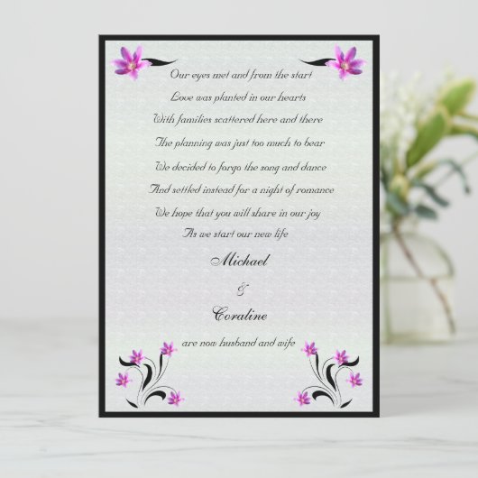 Clematis over de aankondiging van de Stoney Path D (Staand voorkant)