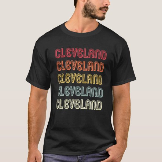CLEVELAND Gift Surname Funny Retro  Birthda T-shirt (Voorkant)