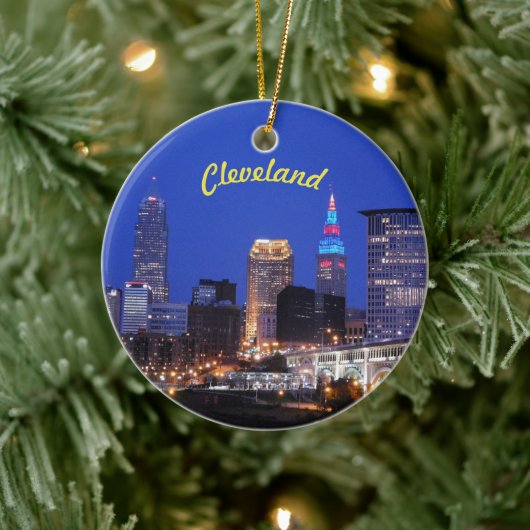 Cleveland Night Skyline Keramisch Ornament (Boom)