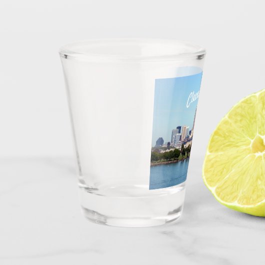 Cleveland OH Lake Skyline Shot Glass Shot Glas (Links)