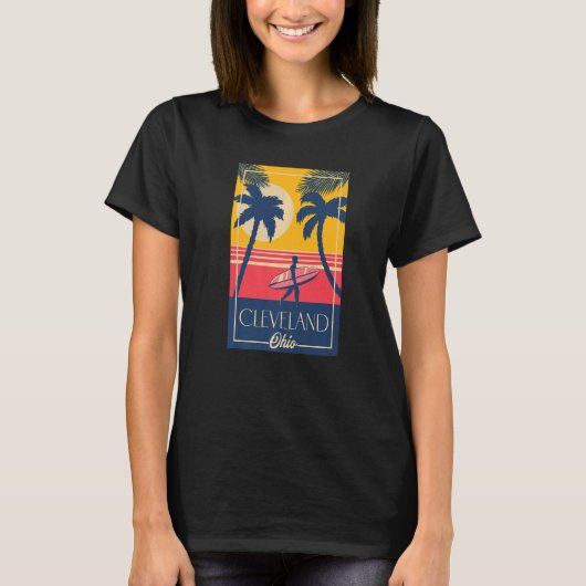 Cleveland Ohio Retro Palm Trees Surfer Beach T-shirt (Voorkant)