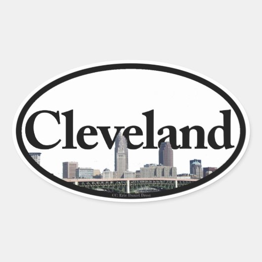 Cleveland, Ohio Skyline met Cleveland in the Sky Ovale Sticker (Voorkant)