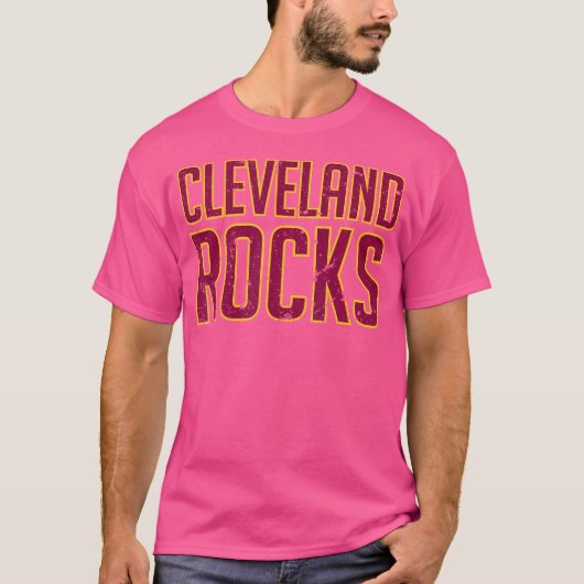 Cleveland Rocks Distressed Style Shirt (Voorkant)