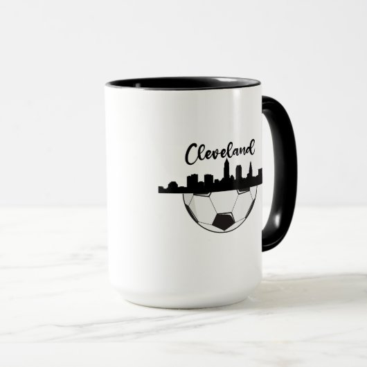 Cleveland Skyline Soccer Mok (Voorkant rechts)