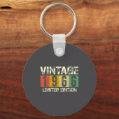Clic 60 Birthday Decorations Men 60yr 1966 60th Bi Sleutelhanger (Voorkant)