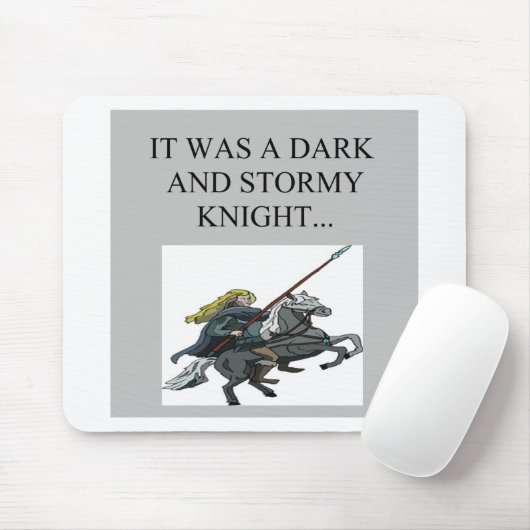 cliché voor donkere en stormachtige nacht muismat (Met muis)