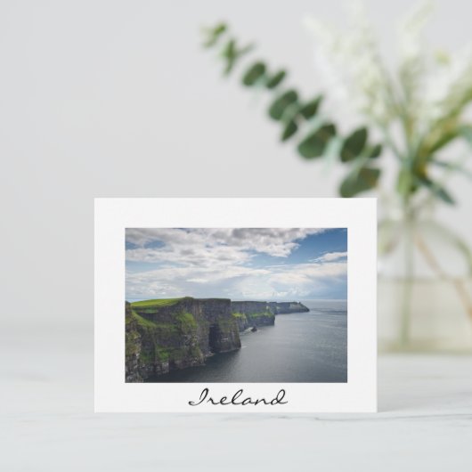 Cliffs of Moher in Ireland white text briefkaart (Staand voorkant)