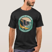 Cliffs of Moher Ireland Floral Travel Art  T-shirt (Voorkant)