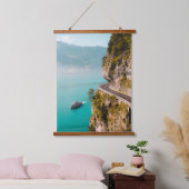 Cliffside Escape – Coastal Road & Turquoise Waters Hangend Wandkleed (Slaapkamer)