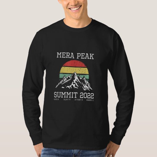 Climbed Mera Peak Summit 2022 Hike Nepal Sun Hikin T-shirt (Voorkant)