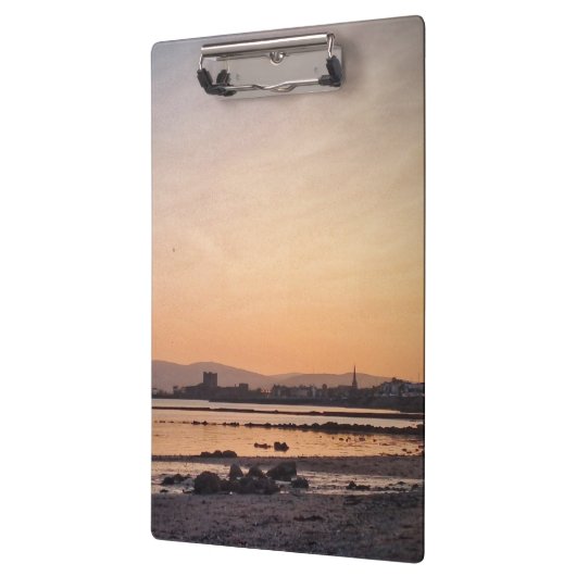 Clipboard with picture of Carrickfergus Castle Des Klembord (Links)