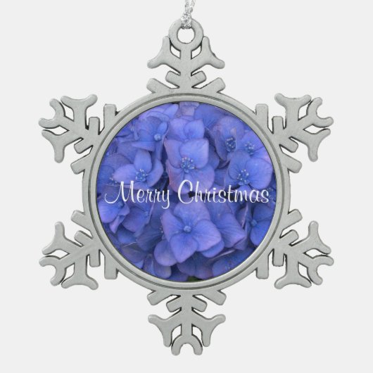 Close-up Blue Hydrangea Bloemen op Sneeuwvlok Tin Sneeuwvlok Ornament (Voorkant)