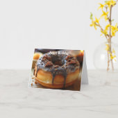Close-up chocolade geglazuurde donut kaart (Gele Bloem)