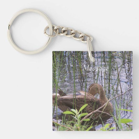Close-up foto van een eend sleutelhanger (voorkant)
