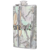 Close-up scene of birch log stumps, rustic charm heupfles (Links)