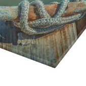 Close-up van bootsklamp en touw snijplank (Hoek)