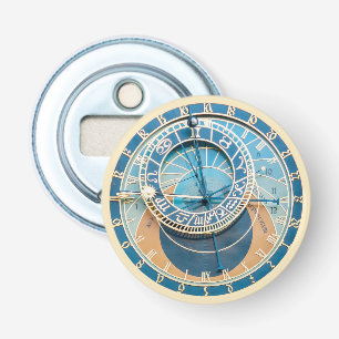 Close-up van de astronomische klok van Praag, Tsje Button Flesopener