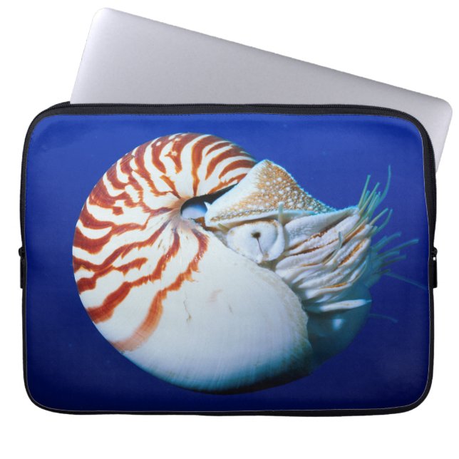 Close-up van de Nautilus Laptop Sleeve (Voorkant)