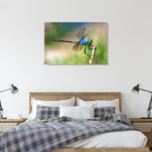 Close-up van een blauwe libel op een tak canvas afdruk (Insitu (Slaapkamer))