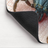 Close-up van een teek op de menselijke huid muismat (Hoek)