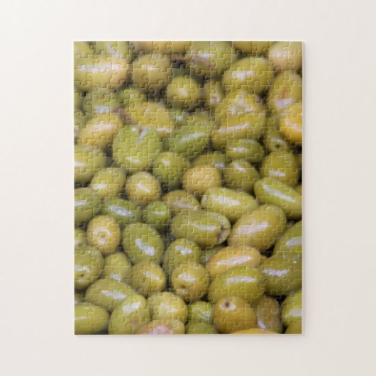 Close-up van groene olijven legpuzzel (Verticaal)