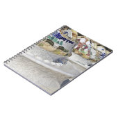 Close-up van Mozaïeken op Gaudi Building, Parc Notitieboek (Linkerzijde)