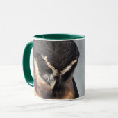 Close-up van Spectacled Owl kijkt boos naar benede Mok (Voorkant links)