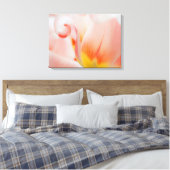 Close-up van tulp 3 canvas afdruk (Insitu (Slaapkamer))