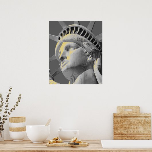 Closeup Black White Yellow Statue of Liberty Print (Keuken)
