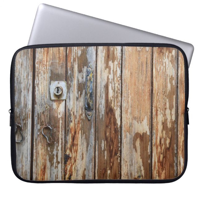Closeup foto van bruin houten bord laptop sleeve (Voorkant)
