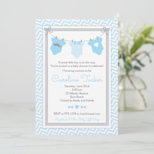 Clothesline Baby shower Uitnodiging blauw en grijs (Staand voorkant)