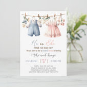 Clothesline gender reveal invitation, flowers. kaart (Staand voorkant)