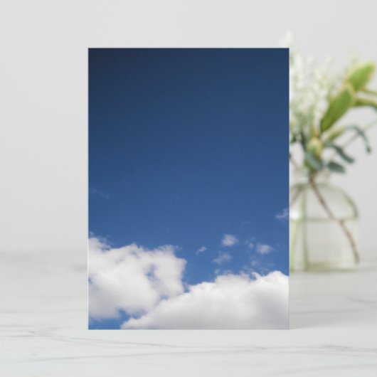 Cloud & Blue Sky Uitnodiging (Staand voorkant)
