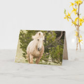 Cloud Comes Up The Hill Wild Horse Wenskaart Kaart (Gele Bloem)