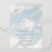 Cloud Nine Blue Cloudy Sky Modern Vrijgezellenfees Folie Uitnodiging (Voorkant)