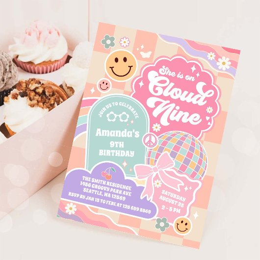 Cloud Nine Retro Groovy Daisy 9e verjaardagsuitnod Kaart