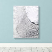 Cloud Streets in het Zee Labrador Canvas Afdruk (Insitu (Houten vloer))