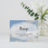 Cloud Wedding RSVP Uitnodiging Briefkaart (Staand voorkant)