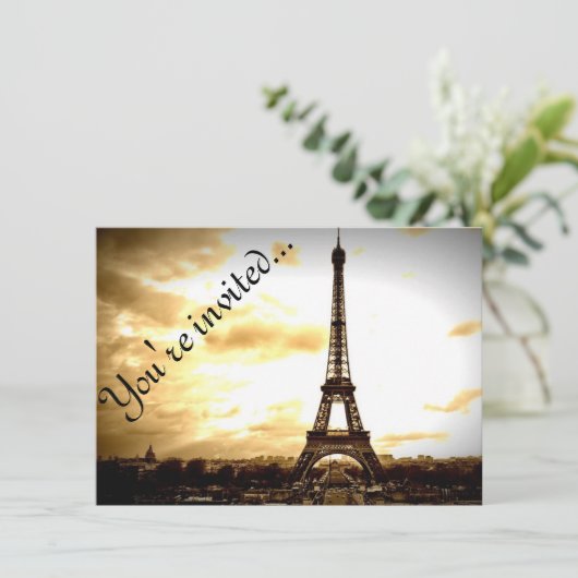 Clouds over Paris look Invites Kaart (Staand voorkant)