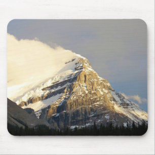 Clouds Roll off Snowy Mountain in Canada Muismat