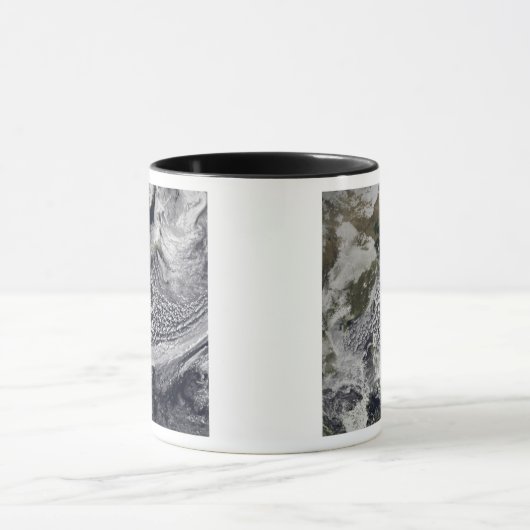 Cloudsimulatie van één dag 4 mok (Midden)