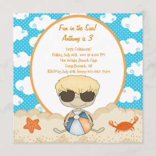 Cloudy Beach Boy in the Sand Birthday Invitation Kaart