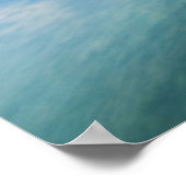 Cloudy Blue Sky dat in het meer tot uitdrukking ko Poster (Hoek)