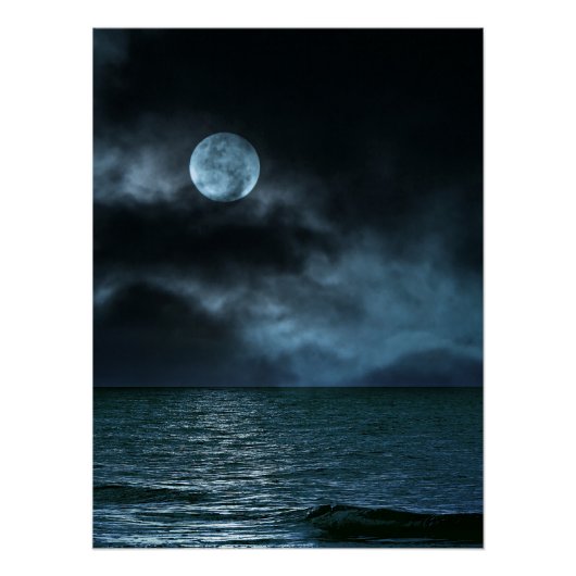 Cloudy Moon Shore bij nacht Perfect Poster (Voorkant)